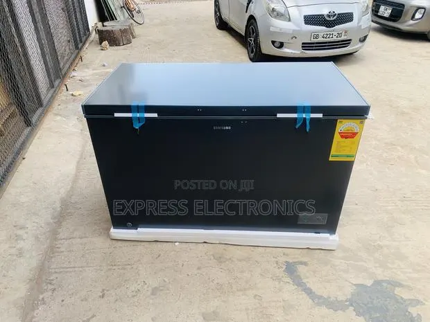 Mewly Sealed in Box Chest Freezer 371l Samsung · Photo 1
