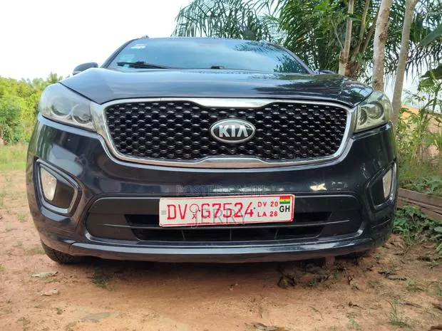 Kia Sorento 4dr SUV 2016 Black · Photo 1