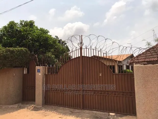 4bdrm House in Spintex for Sale · Photo 1