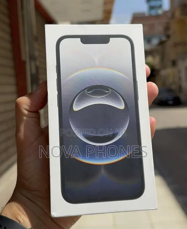 New Apple iPhone 16e 128 GB Black · Photo 1