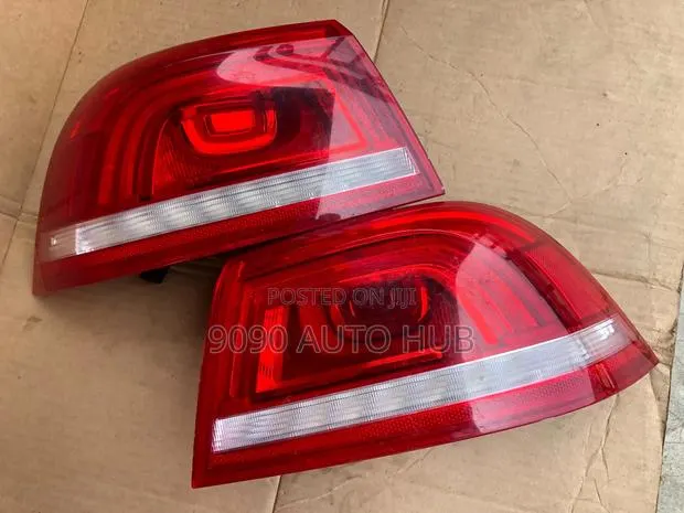 Volkswagen EOS 2011, 2012, 2014, 2015, 2016 Taillight | Foreign Used · Photo 1