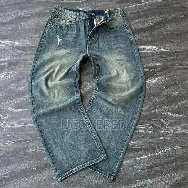 Sumwon Wide-Leg Jeans · Photo 1