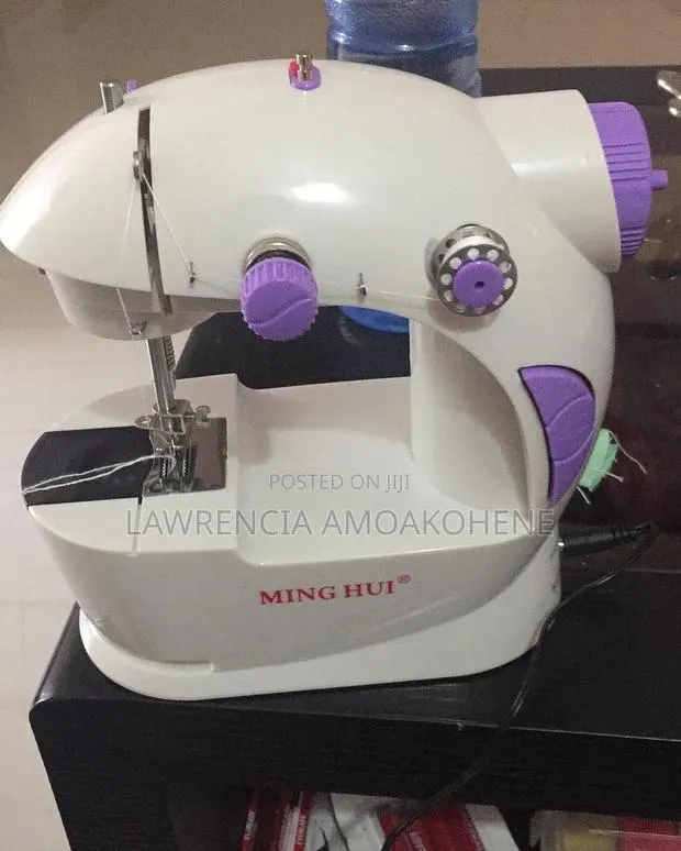 Sewing Machine · Photo 1