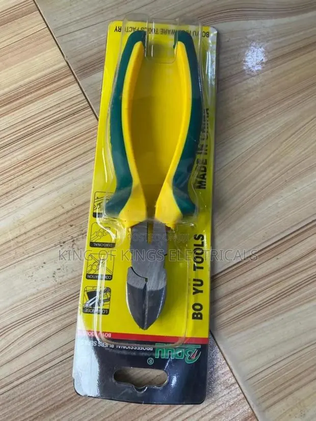 Heavy-Duty Long Cutter – Perfect for Electrical Work · Photo 1