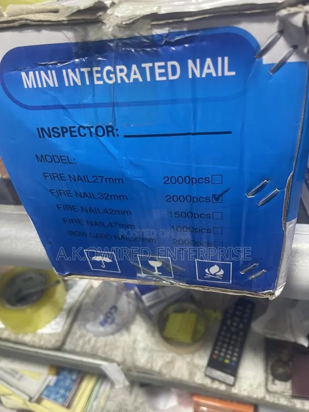 Top Notch 42mm Nails for Nail Gun 150pcs in a Box · Photo 4