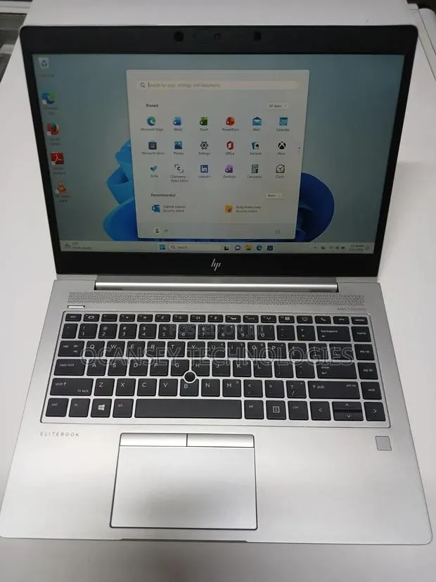 Laptop HP EliteBook 745 G6 8GB AMD Ryzen 5 SSD 256GB · Photo 1