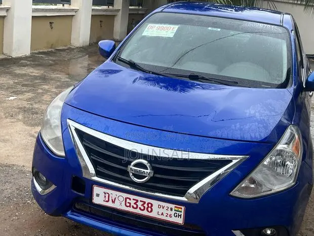 Nissan Versa 1.6 SV 2016 Blue · Photo 1