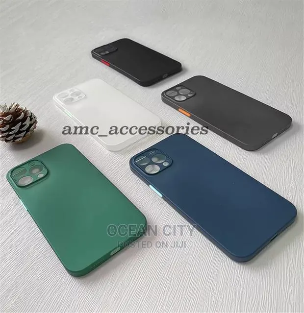 Ultra Thin iPhone 13 Series Case · Photo 1