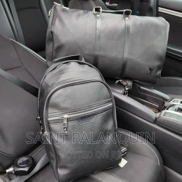 Set of Traveling Luggages · Photo 1