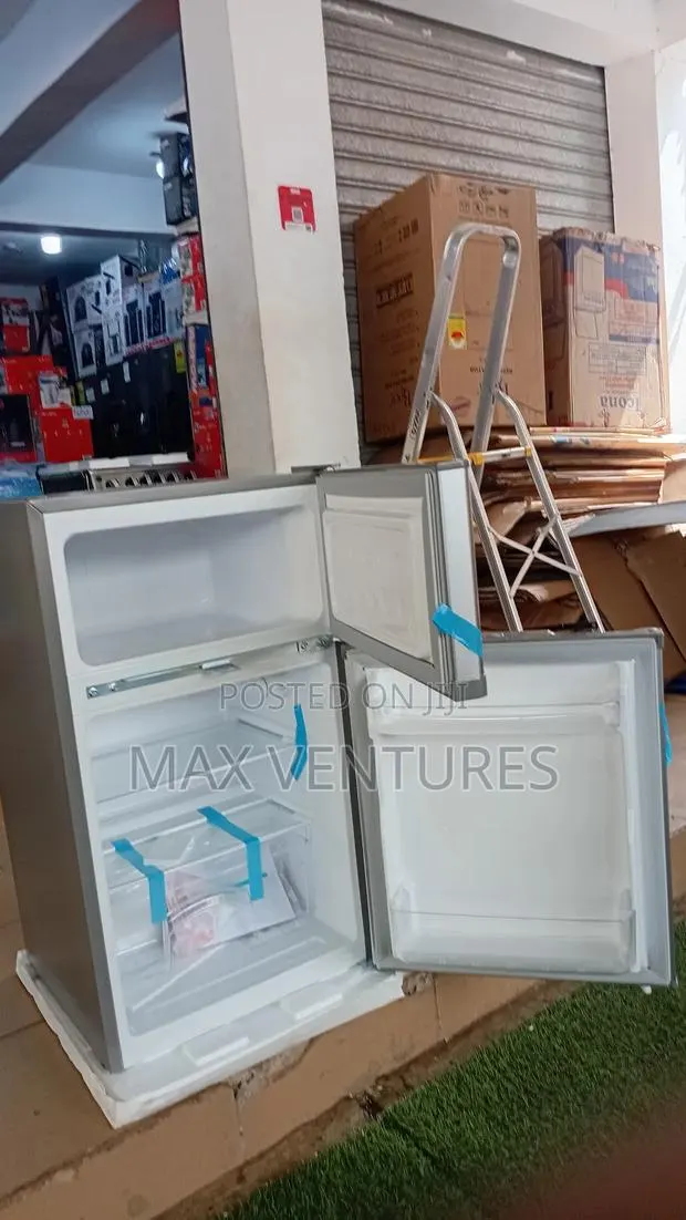 Roch Rfr110d_b 85l Refrigerator – Perfect for Room Office
Roch 85l · Photo 1