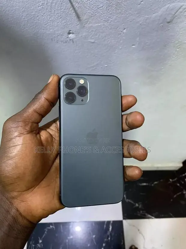 Apple iPhone 11 Pro Max 256 GB Black · Photo 1