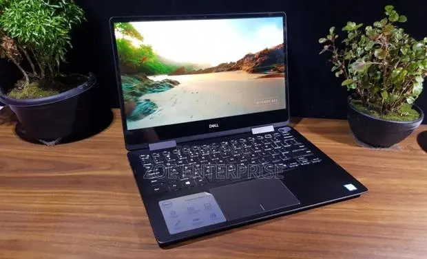 Laptop Dell Inspiron 13 7386 8GB Intel Core i7 SSD 256GB · Photo 1