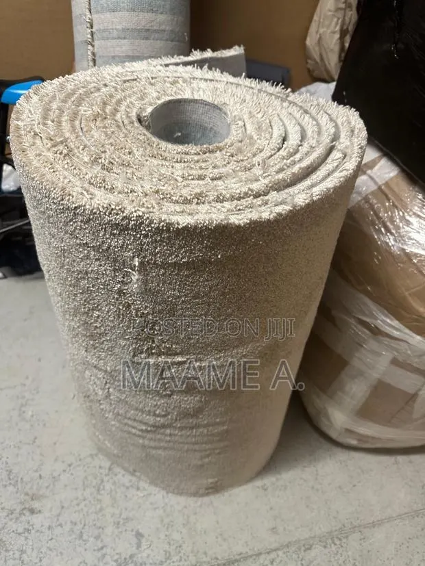 3 Fluffy Carpets · Photo 1