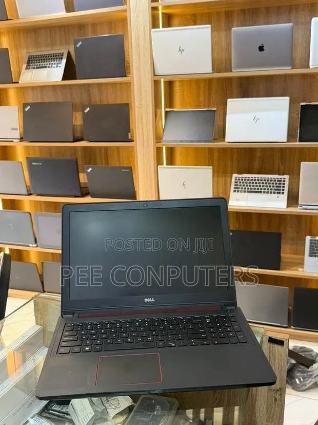 Laptop Dell Inspiron 15 16GB Intel Core i5 SSD 256GB · Photo 2