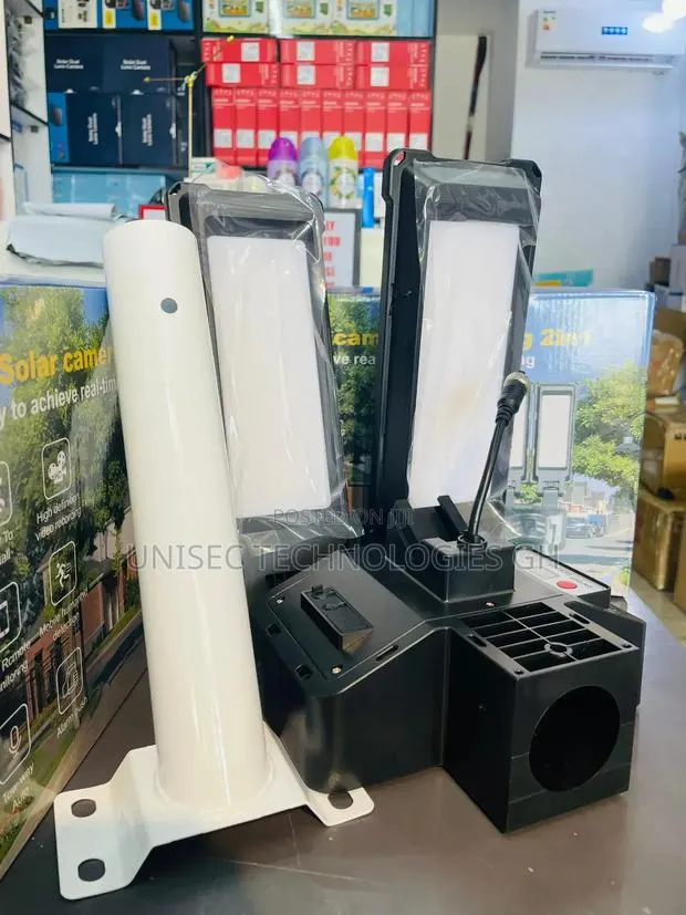 Ai Solar Camera+ Lighting 2 in 1 · Photo 2