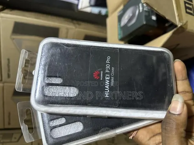 Original Huawei P 30 PRO Wallet Cover · Photo 1