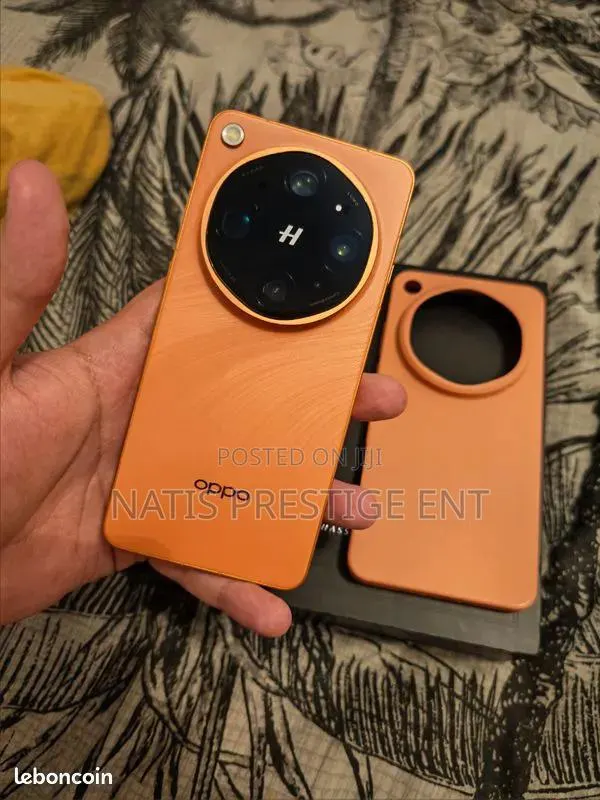New Oppo Find X9 Ultra 512 GB Orange · Photo 1