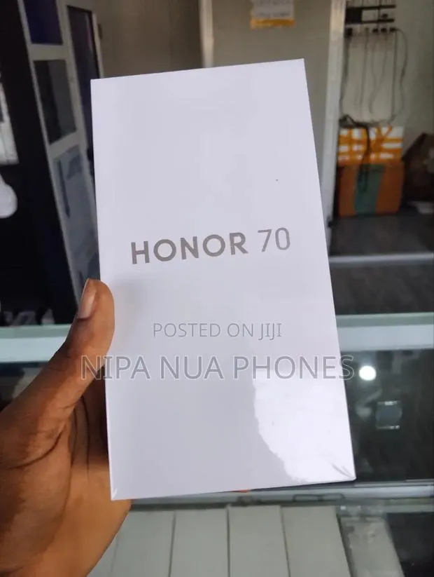 New Honor 70 256 GB Silver · Photo 1