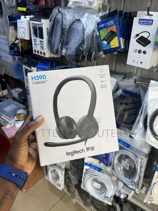 Logitech H390 USB Noise Cancellation Headset · Photo 1