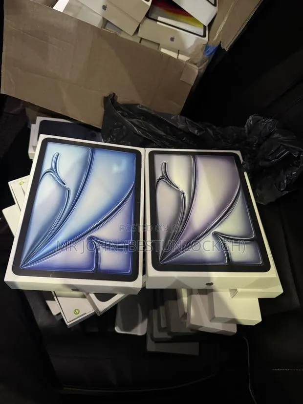 New Apple iPad Air 13 (2026) 256 GB Blue · Photo 1