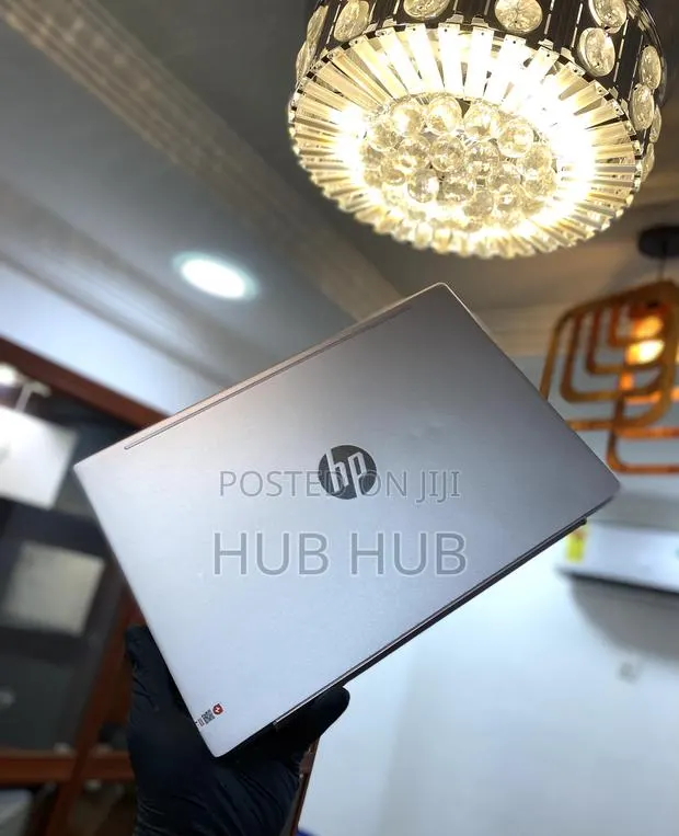 Laptop HP Pavilion 14 8GB Intel Core i5 SSD 256GB · Photo 1