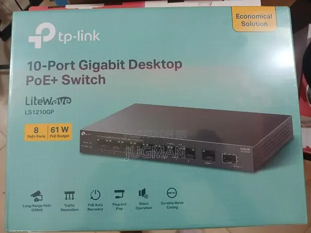 8-Port POE+ Switch · Photo 1