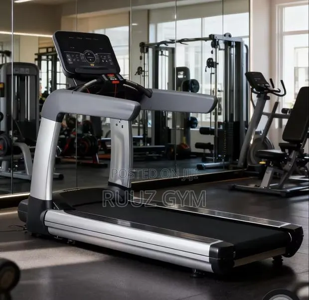 Gym Commercial Treadmill · Photo 3