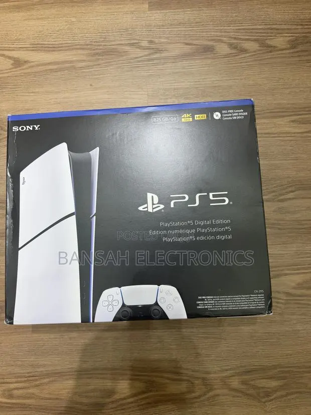 Play Station 5 · Photo 1