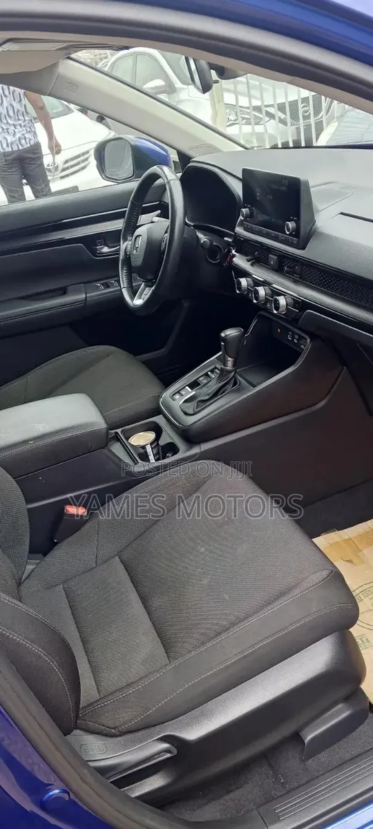 Honda CR-V 2023 Blue · Photo 1