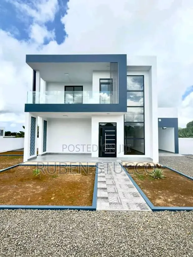 I Am a Profession I Can Handle Your House Perfectly I Promise You · Photo 1
