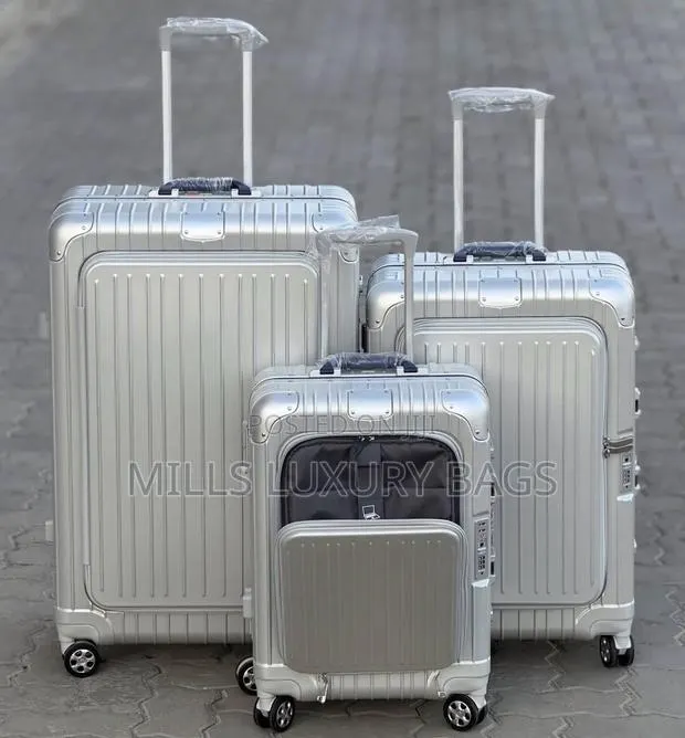 Stylist Traveler · Photo 1