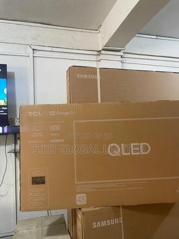 Sleek Smart: TCL Bezel-Less 43" Qled Google Tv (2025 Model) · Photo 1