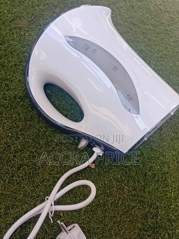 Decakila 1.7L Lightweight Plastic Kettle · Photo 1
