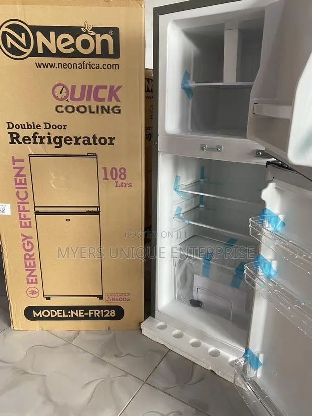 Quick Cooling 108L Fridge · Photo 1