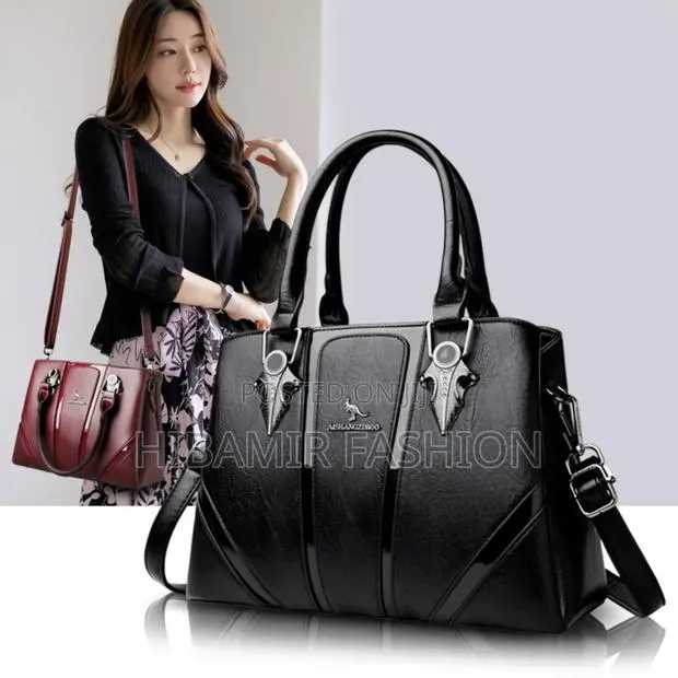 Ladies Luxury Handbags · Photo 1