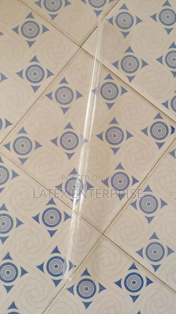 Uv Glass Medium · Photo 1