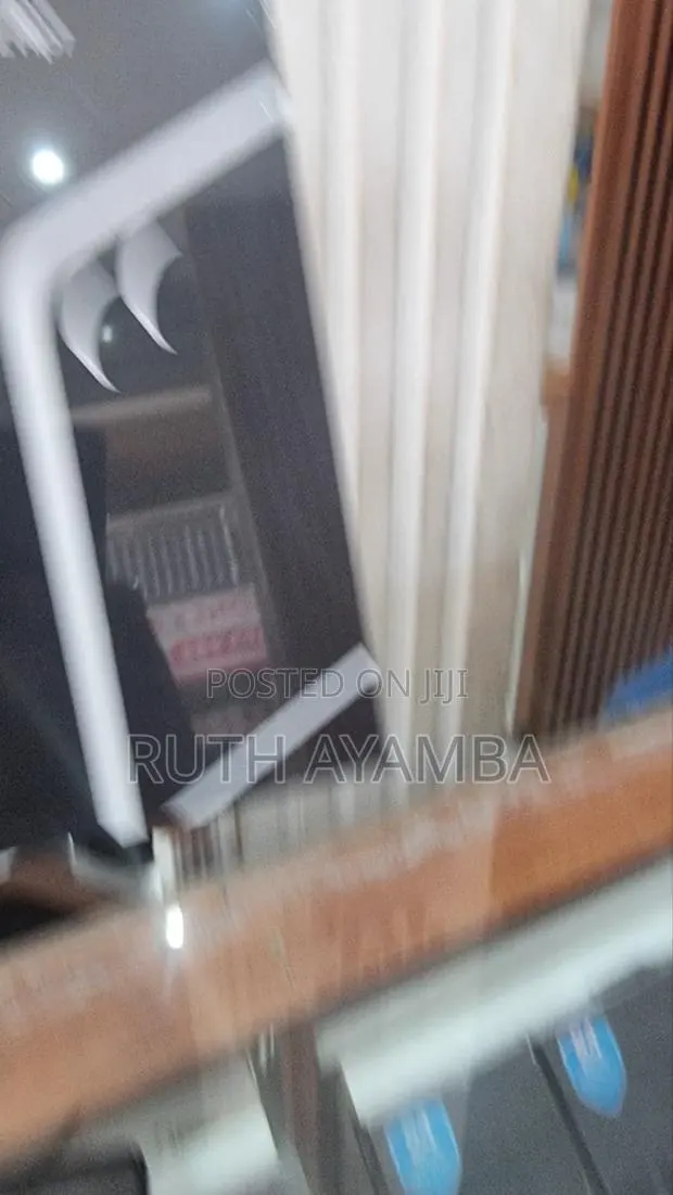 New Samsung Galaxy Z Flip7 256 GB Green · Photo 1