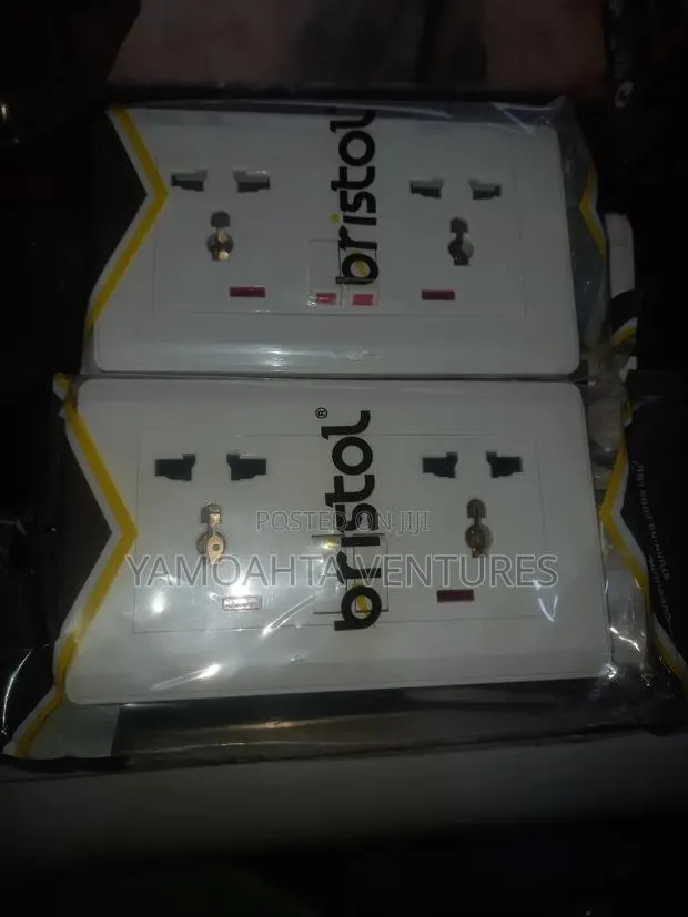 Original 13 a Double Socket (Multi) · Photo 1