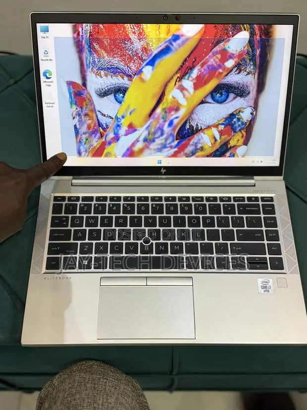 Laptop HP EliteBook 840 G7 16GB Intel Core i7 SSD 256GB · Photo 1