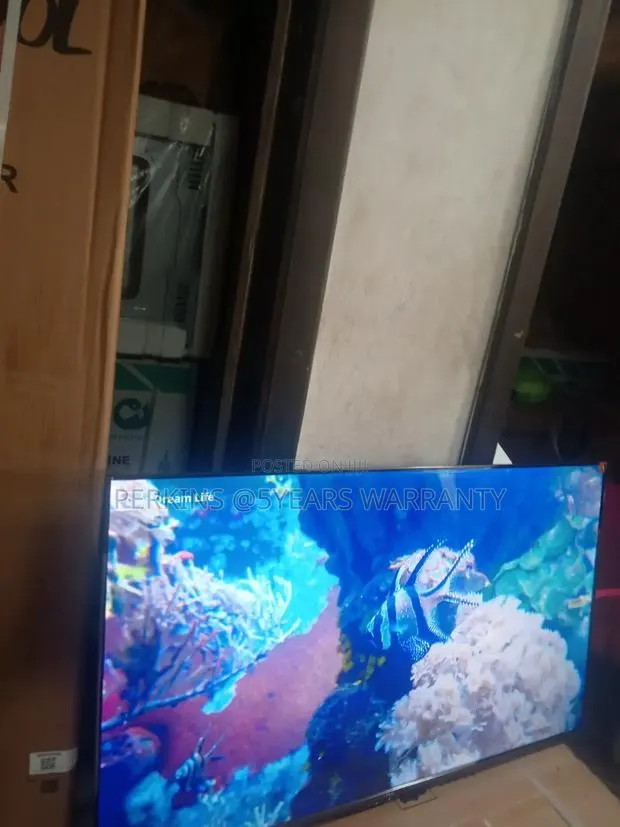Good Living Television 43inches Smart TCL Television · Photo 1