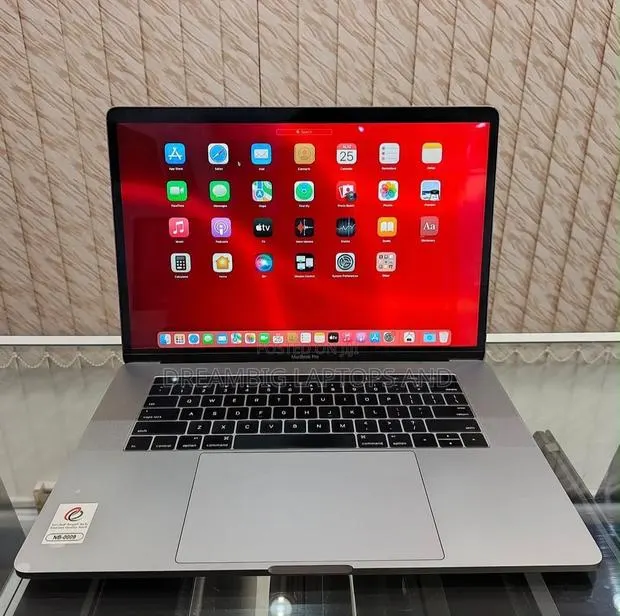 Laptop Apple MacBook Pro 2016 16GB Intel Core i5 SSD 512GB · Photo 1