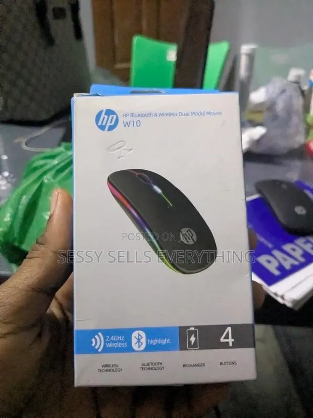 HP W10 Wireless Mouse · Photo 1
