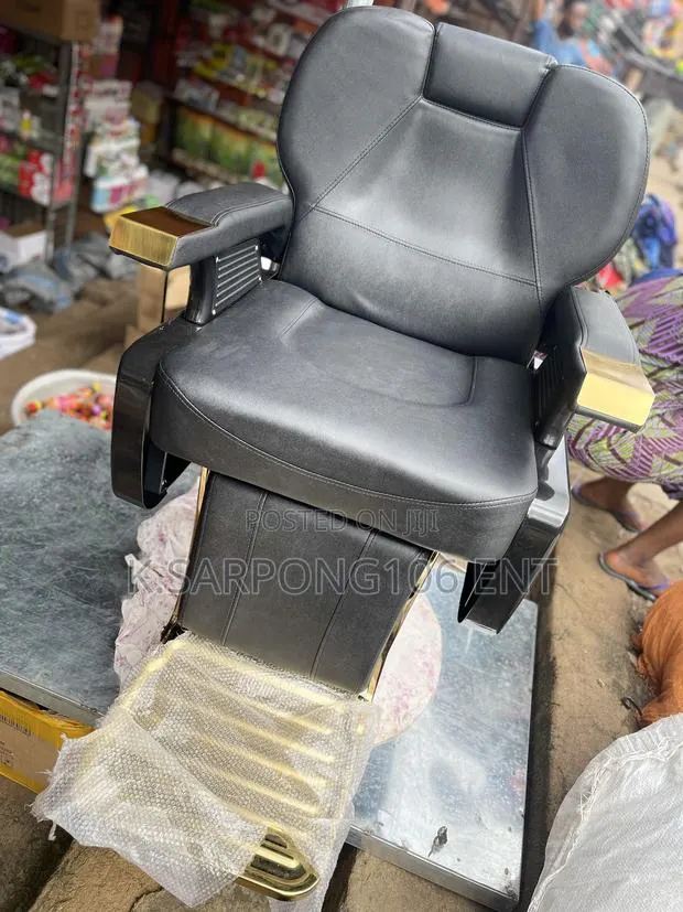 Barber Chair · Photo 1