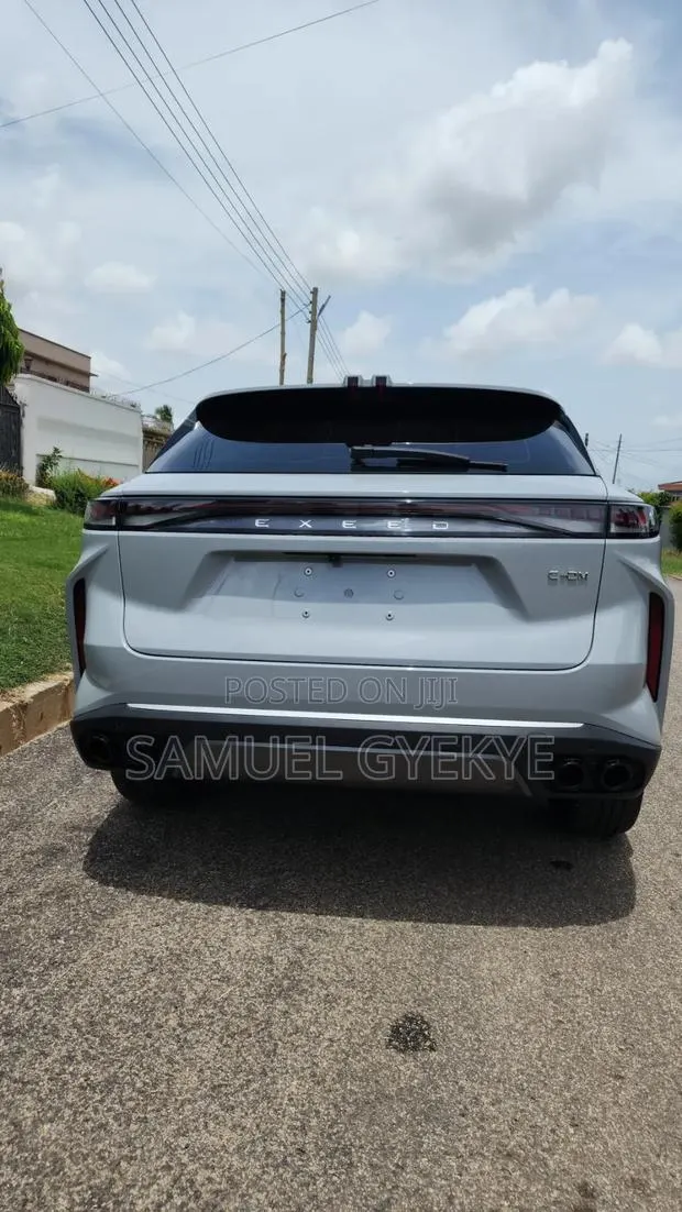 Exeed TXL 2024 Gray · Photo 5