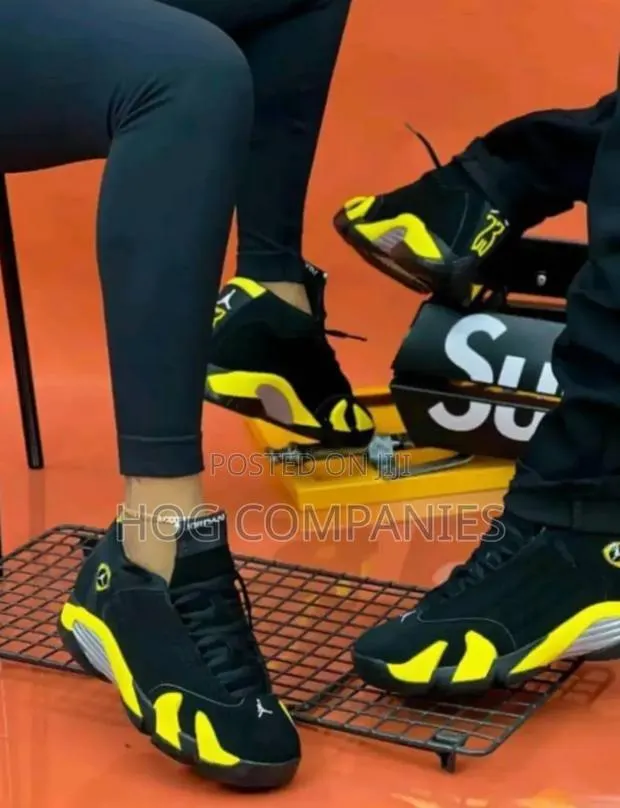 Nike Jordan 14 Thunder Shoes in Accra - Fast Delivery in 2 Hours · Photo 1