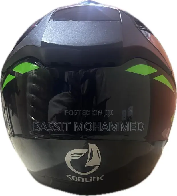 Sports Helmet · Photo 3
