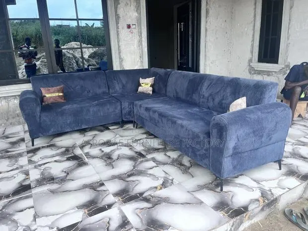 Luxury Corner Sofa · Photo 1