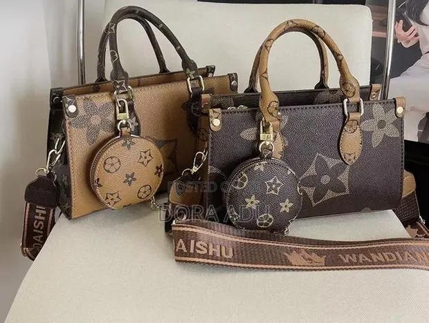 Luxury Monogram Tote Bag · Photo 1