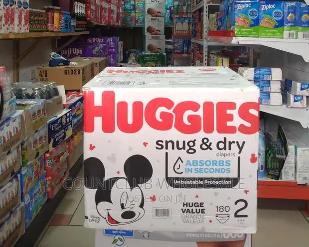 HUGGIES Snug Dry Diapers Size2 180count · Photo 1