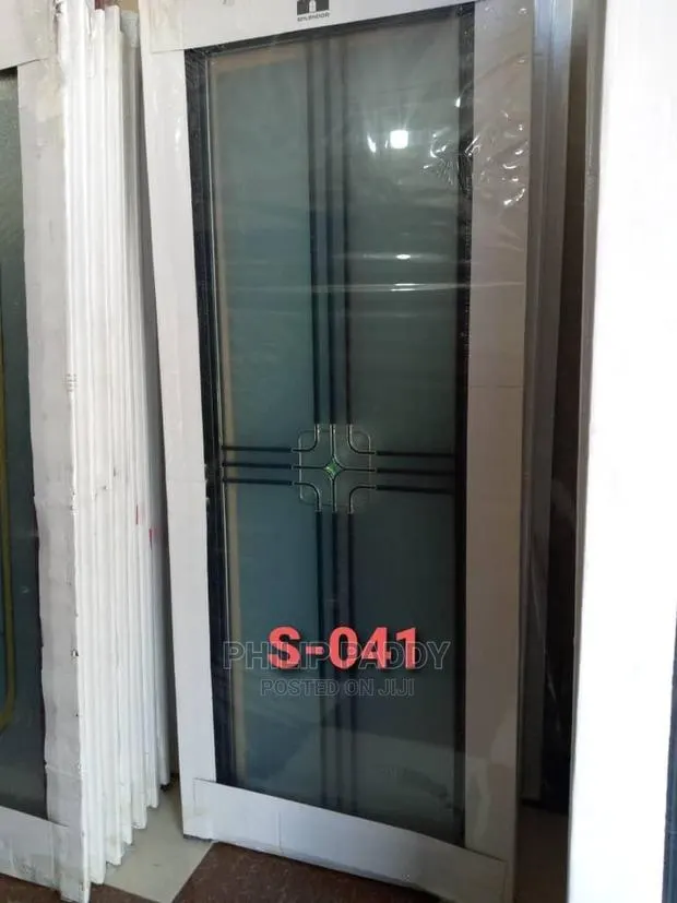 Italian Door · Photo 1